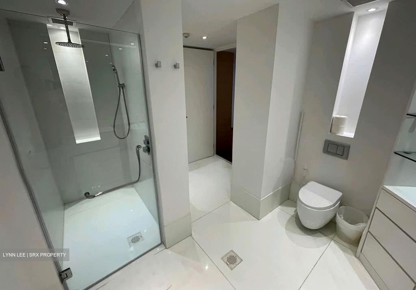 High Street Centre (D6), Apartment #588108431